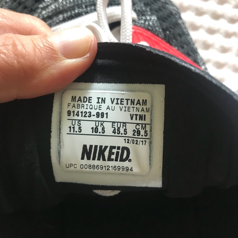 EUC Nike Air Max Men’s size 11.5 - Picture 4 of 4
